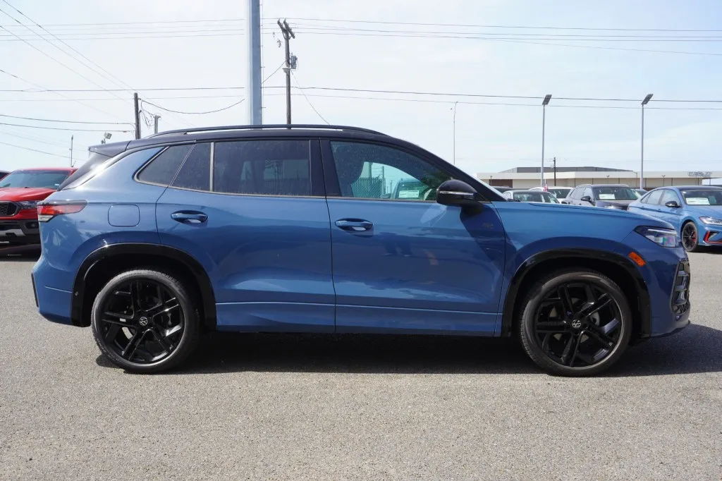 2026 Volkswagen Tiguan SE R-Line Black