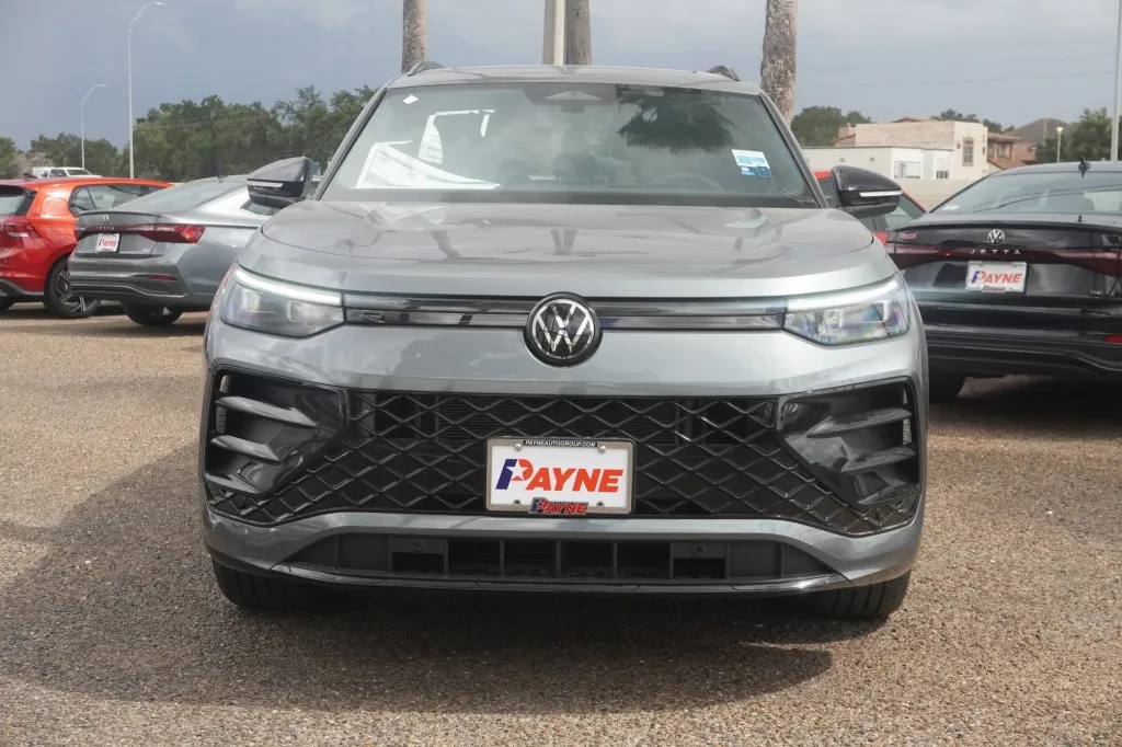 2026 Volkswagen Tiguan SE R-Line Black