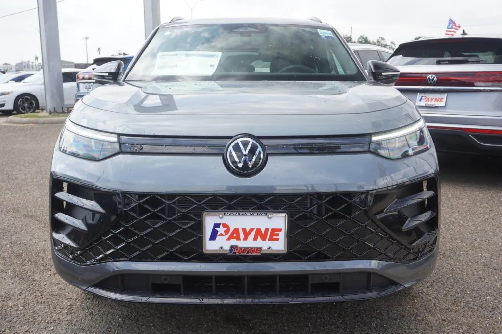 2026 Volkswagen Tiguan SE R-Line Black