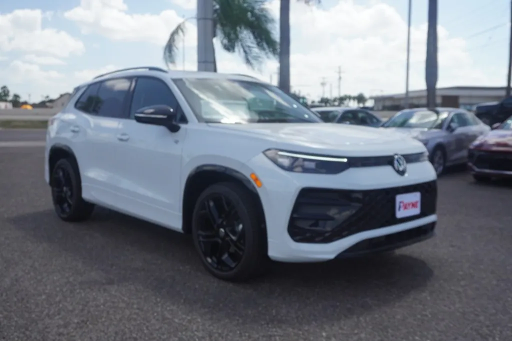 2026 Volkswagen Tiguan SE R-Line Black