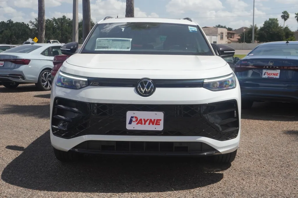 2026 Volkswagen Tiguan SE R-Line Black
