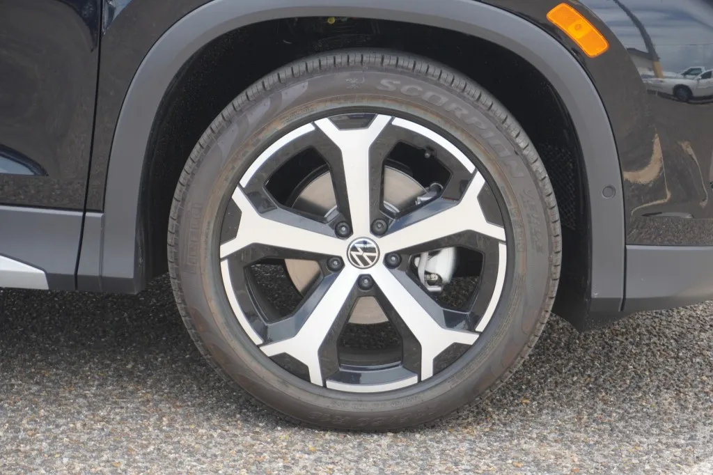 2026 Volkswagen Tiguan SE