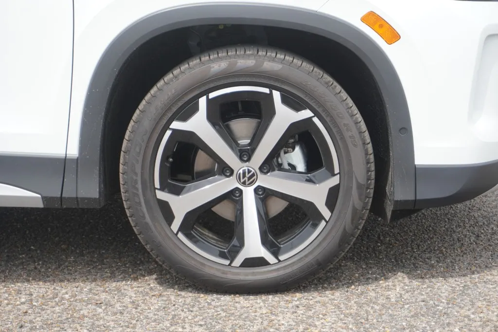 2026 Volkswagen Tiguan SE 2026 Volkswagen Tiguan SE
