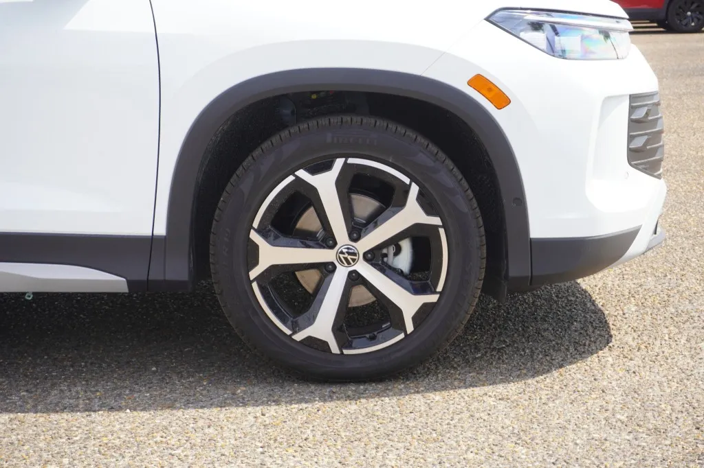 2026 Volkswagen Tiguan SE