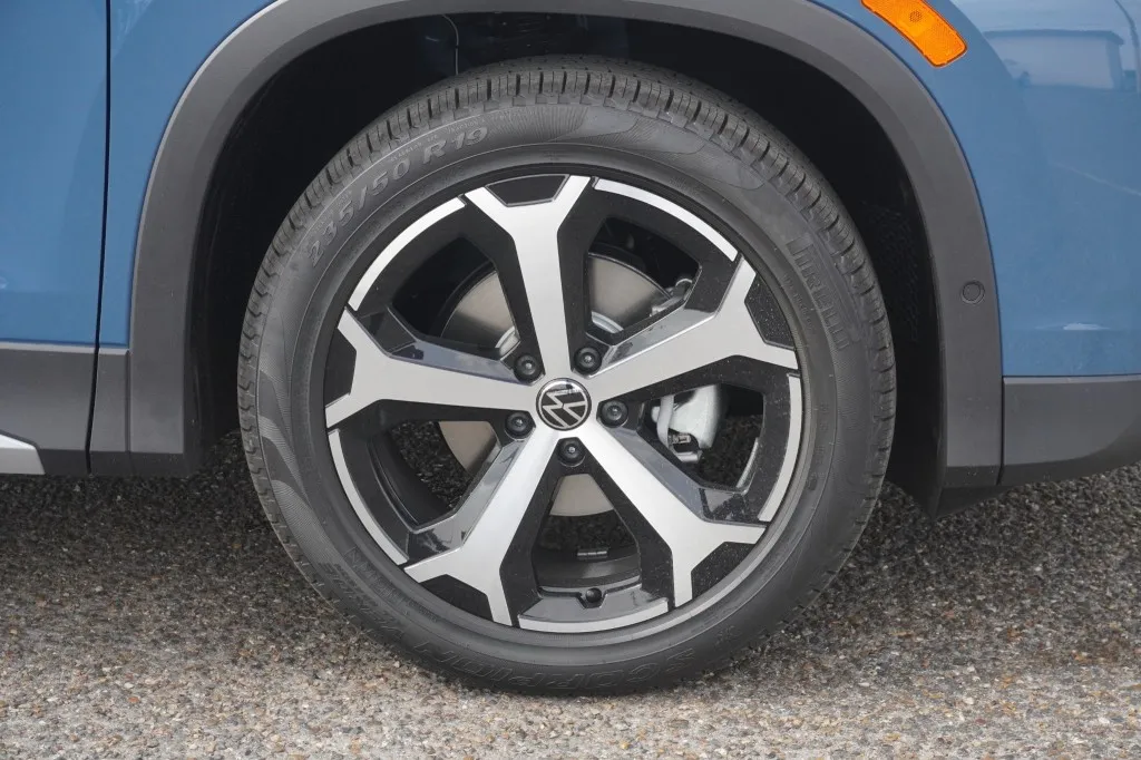 2026 Volkswagen Tiguan SE