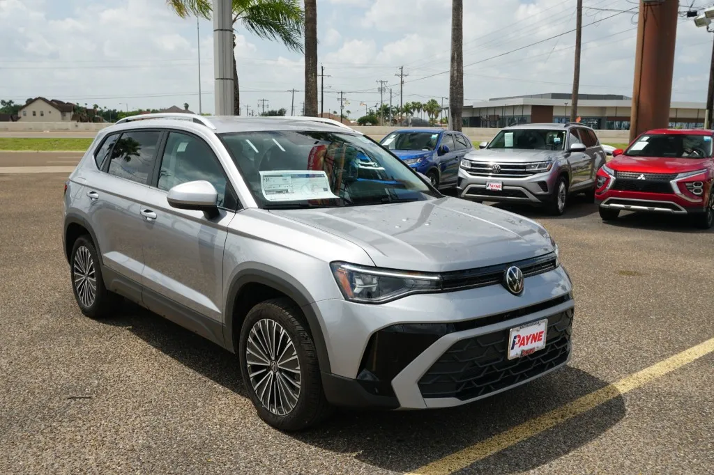 2026 Volkswagen Taos SE