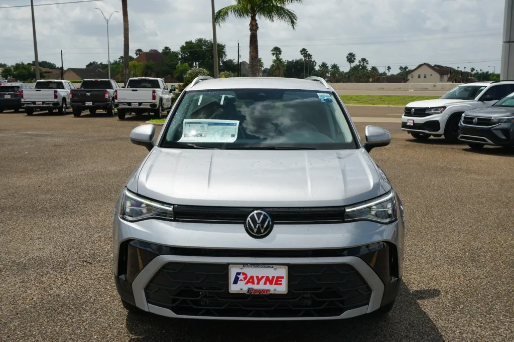 2026 Volkswagen Taos SE