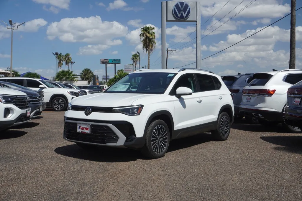 2025 Volkswagen Taos SE