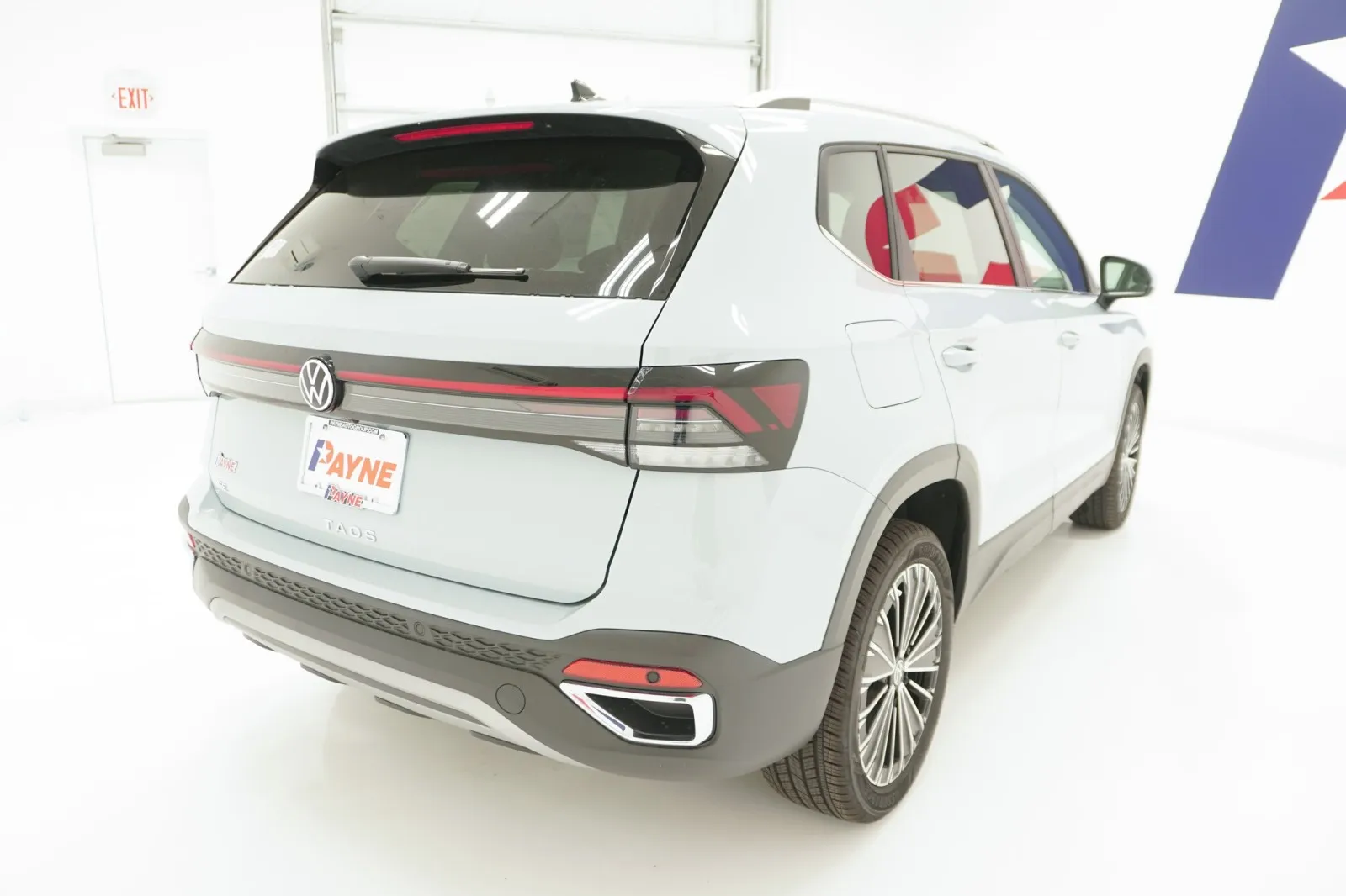 2026 Volkswagen Taos SE