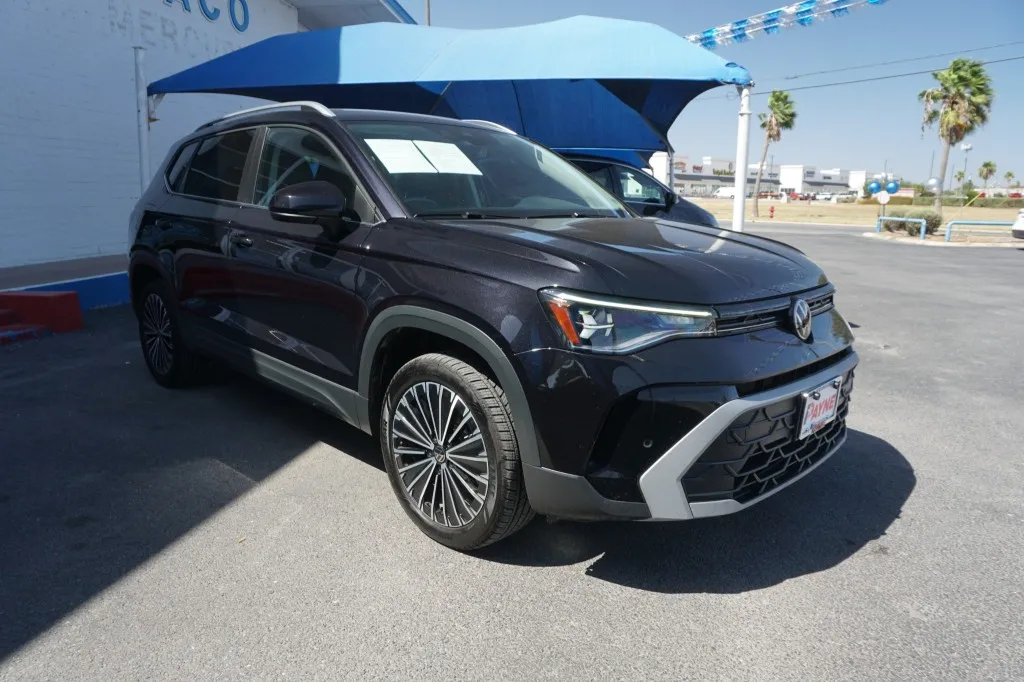 2025 Volkswagen Taos SE
