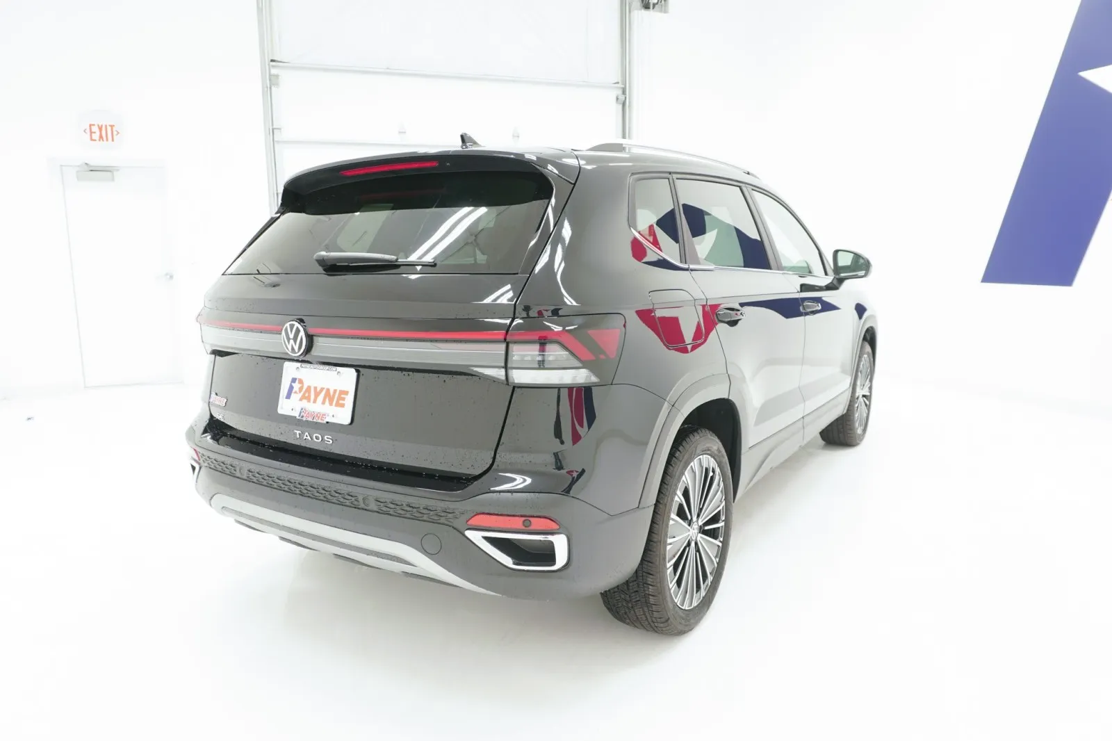 2026 Volkswagen Taos SE