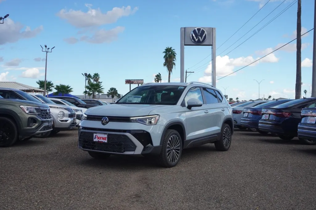 2027 Volkswagen Taos SE