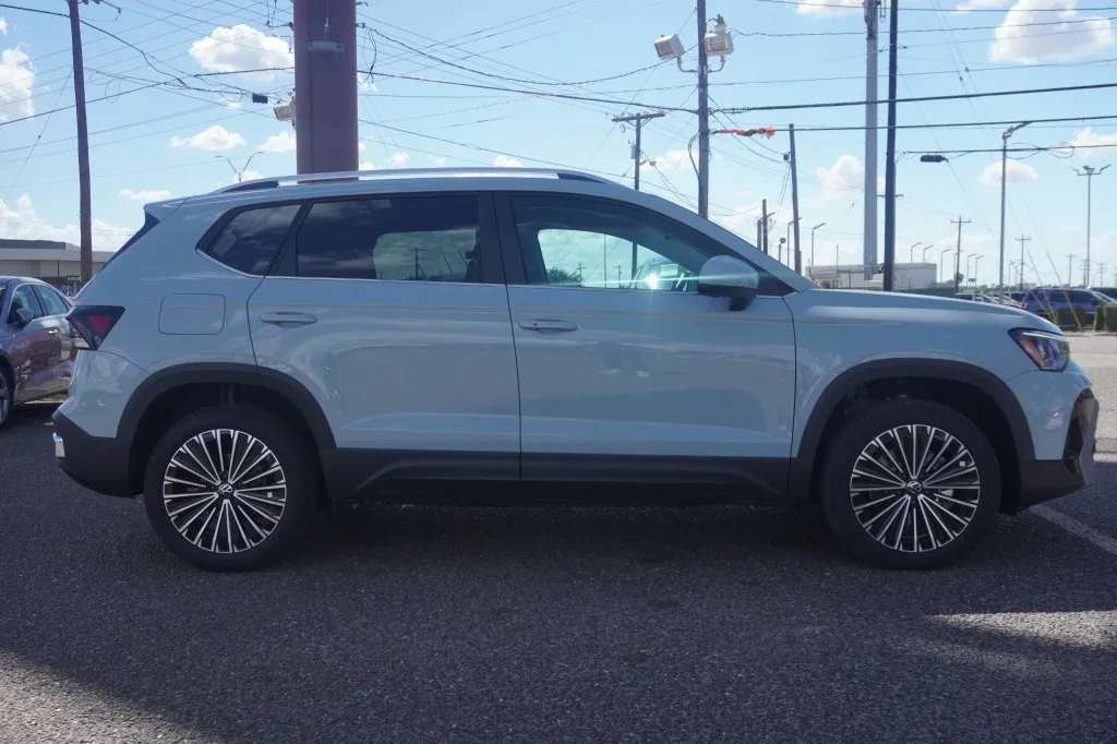 2027 Volkswagen Taos SE 2027 Volkswagen Taos SE