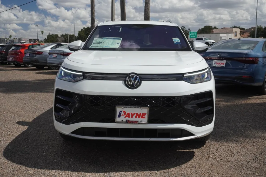 2026 Volkswagen Tiguan SEL R-Line Turbo