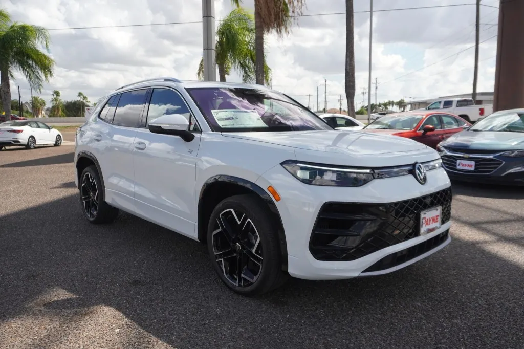 2026 Volkswagen Tiguan SEL R-Line Turbo