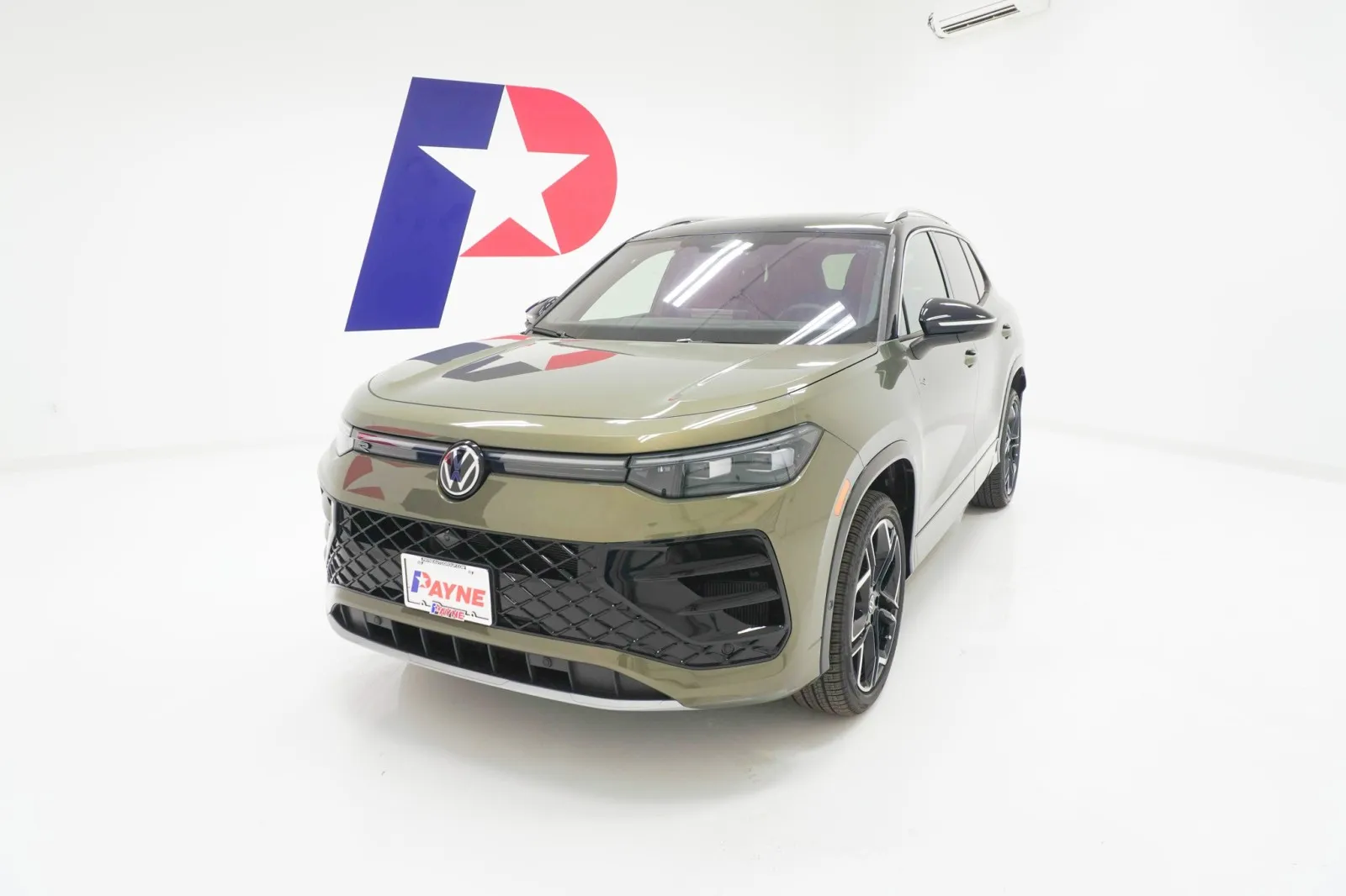 2026 Volkswagen Tiguan SEL R-Line Turbo