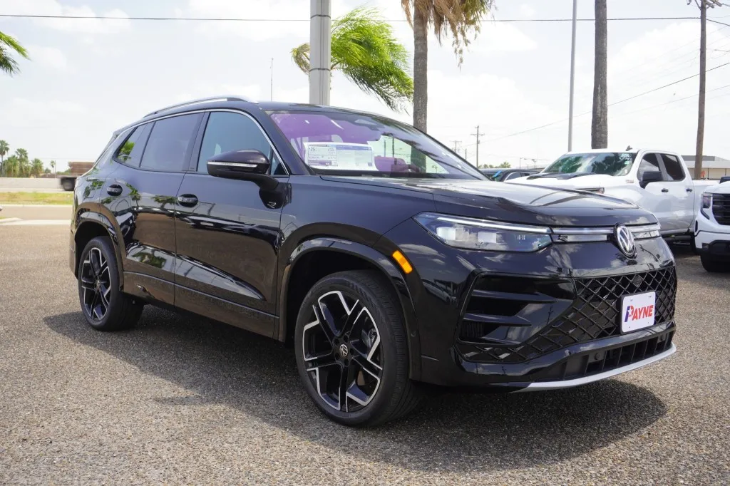 2026 Volkswagen Tiguan SEL R-Line Turbo