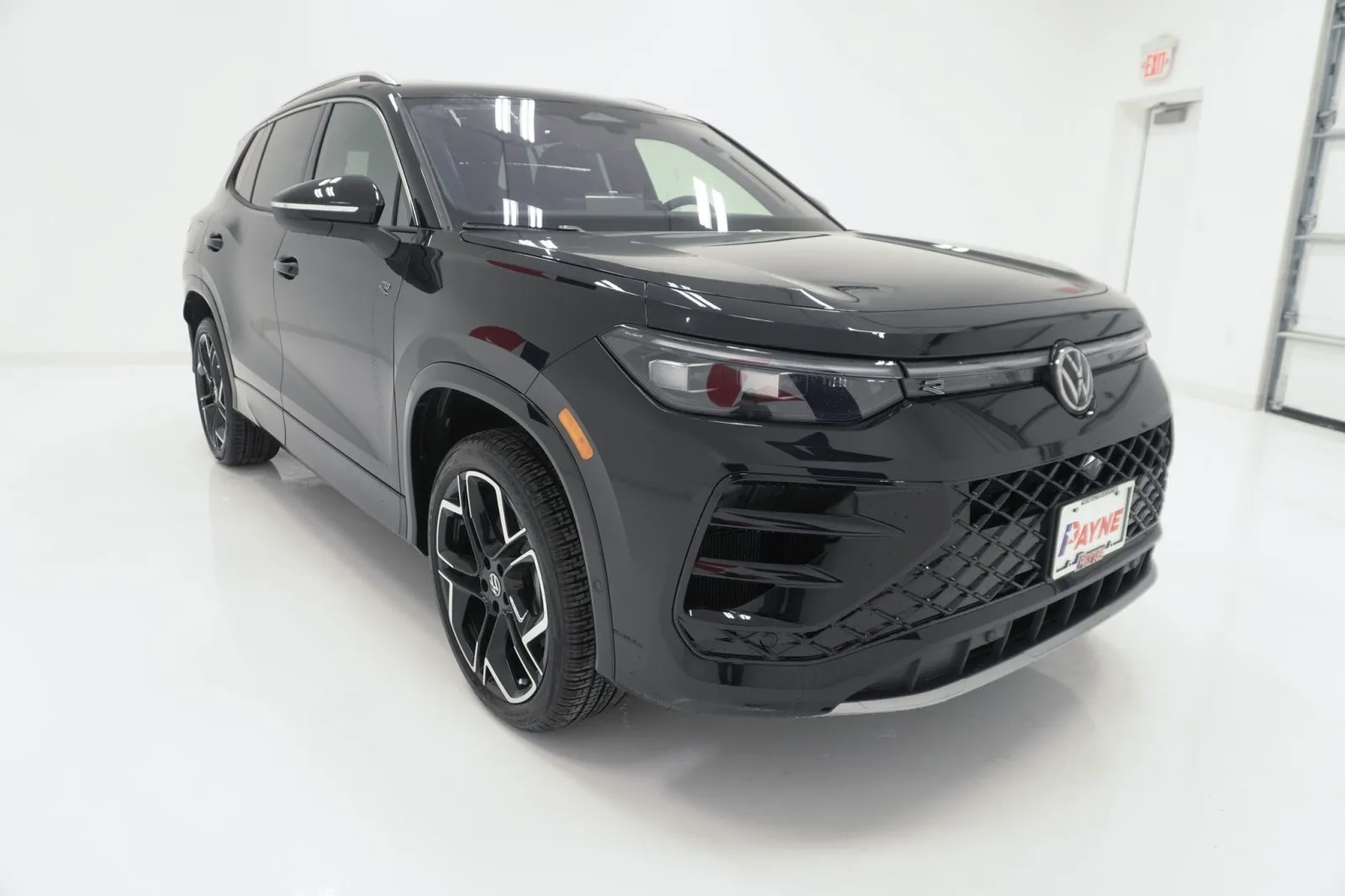 2026 Volkswagen Tiguan SEL R-Line Turbo
