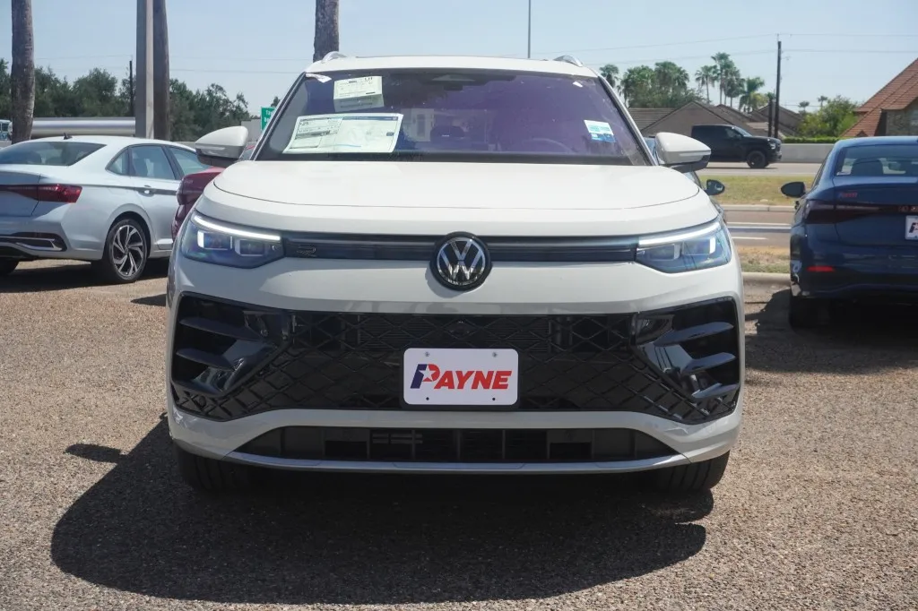 2026 Volkswagen Tiguan SEL R-Line Turbo