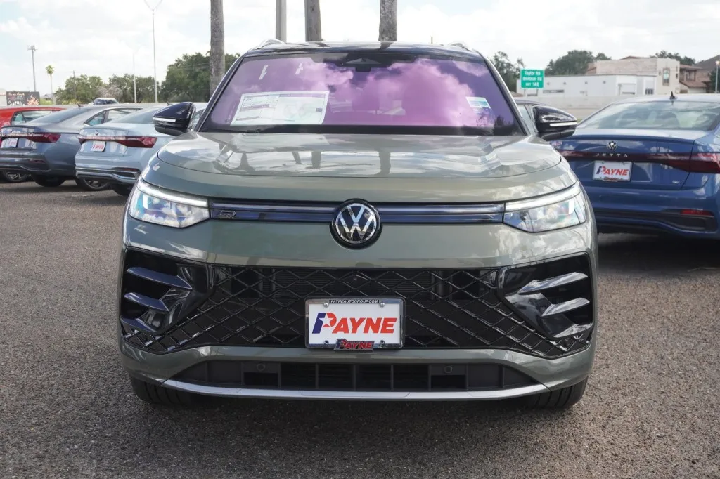 2026 Volkswagen Tiguan SEL R-Line Turbo 2026 Volkswagen Tiguan SEL R-Line Turbo