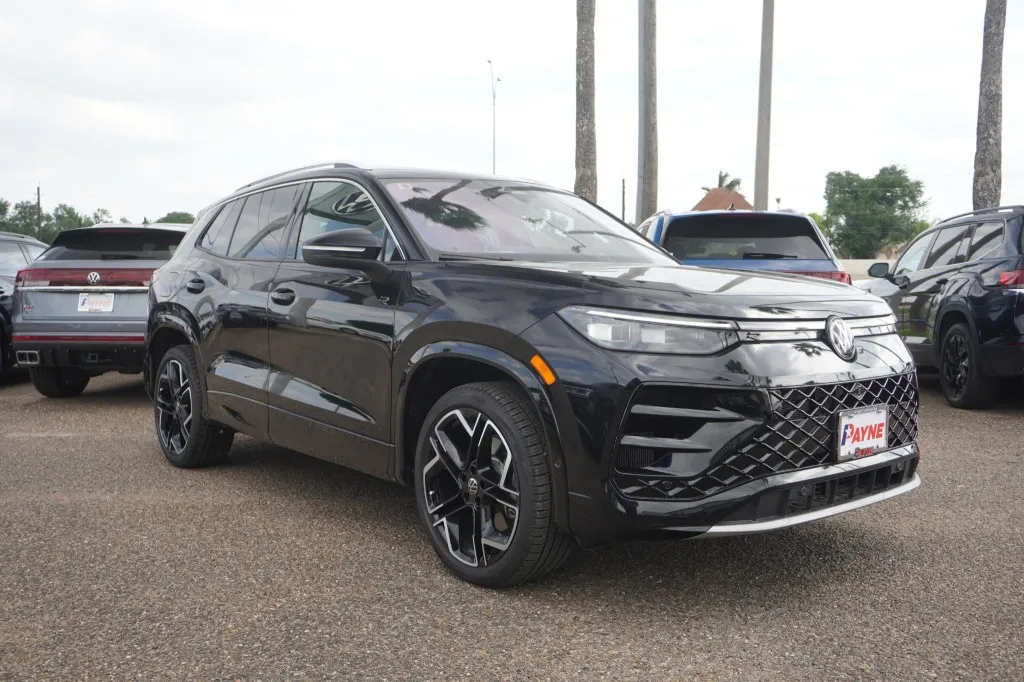 2026 Volkswagen Tiguan SEL R-Line