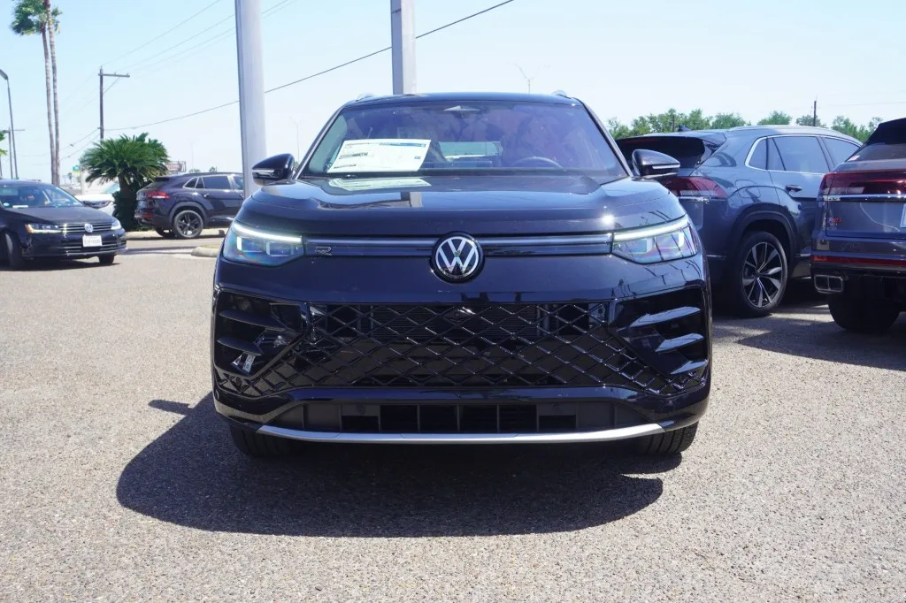 2026 Volkswagen Tiguan SEL R-Line Turbo