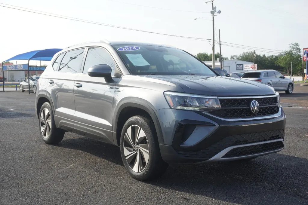 2024 Volkswagen Taos SE