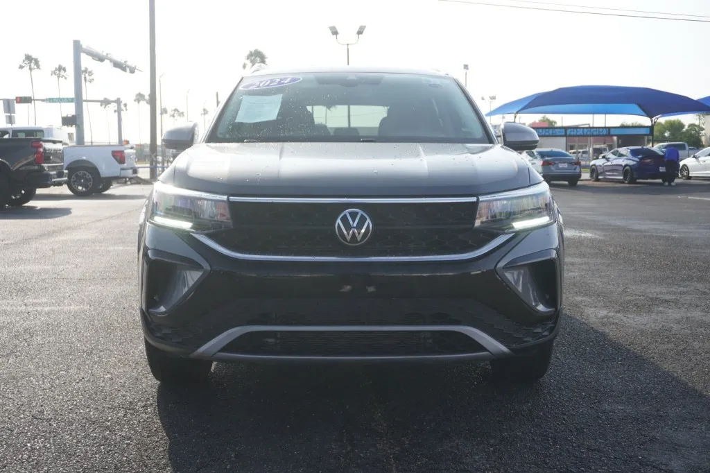 2024 Volkswagen Taos SE