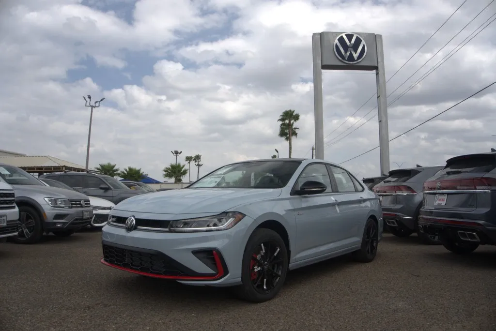 2026 Volkswagen Jetta GLI Autobahn