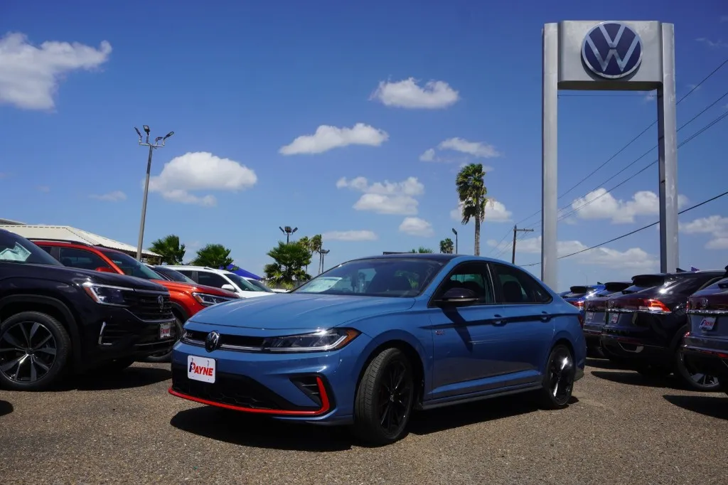 2026 Volkswagen Jetta GLI Autobahn