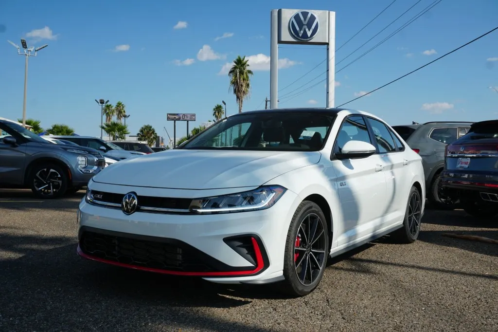 2026 Volkswagen Jetta GLI Autobahn