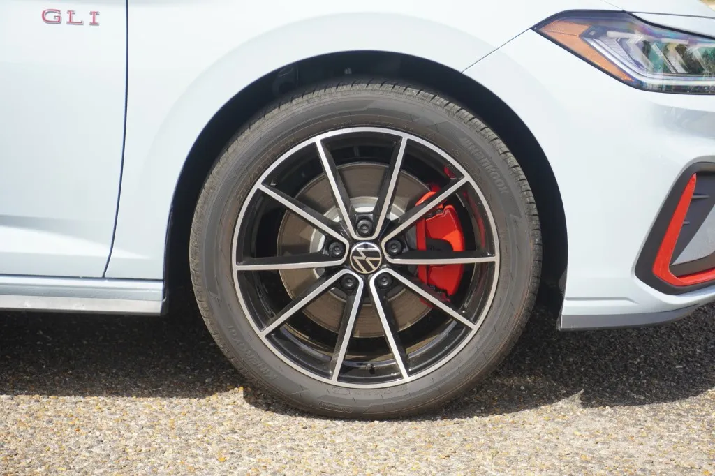 2026 Volkswagen Jetta GLI Autobahn