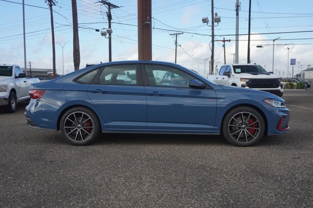 2027 Volkswagen Jetta GLI Autobahn