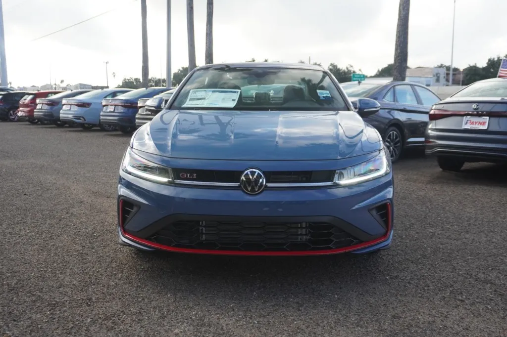 2027 Volkswagen Jetta GLI Autobahn