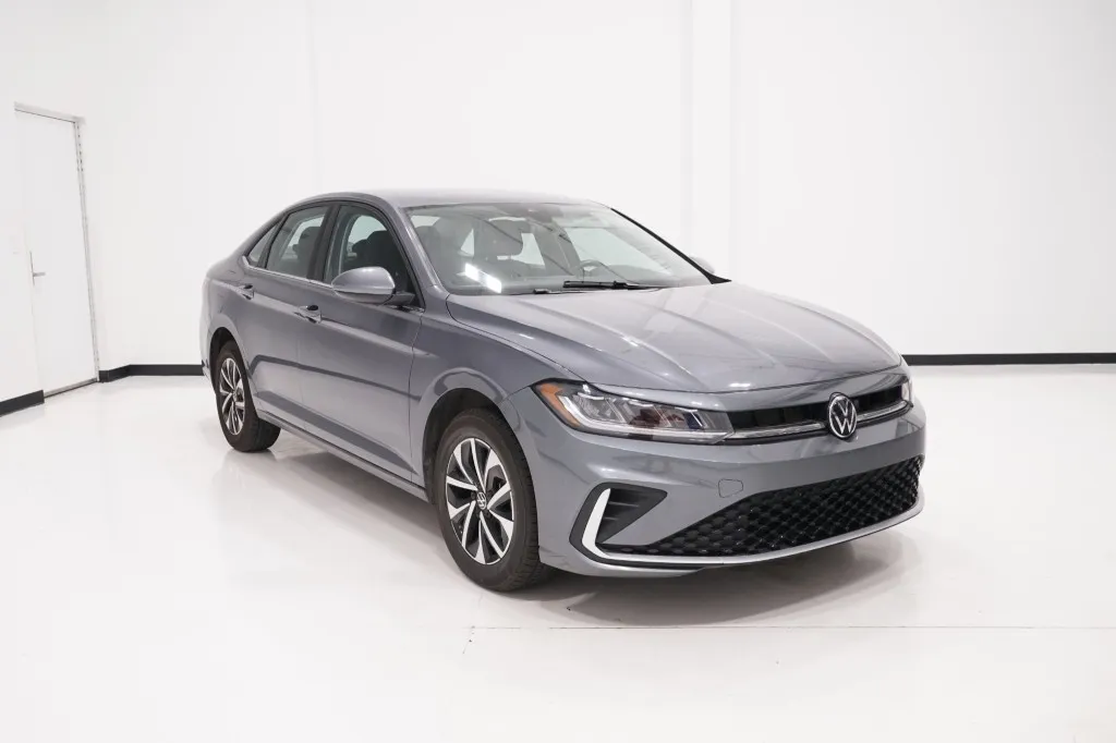 2025 Volkswagen Jetta S
