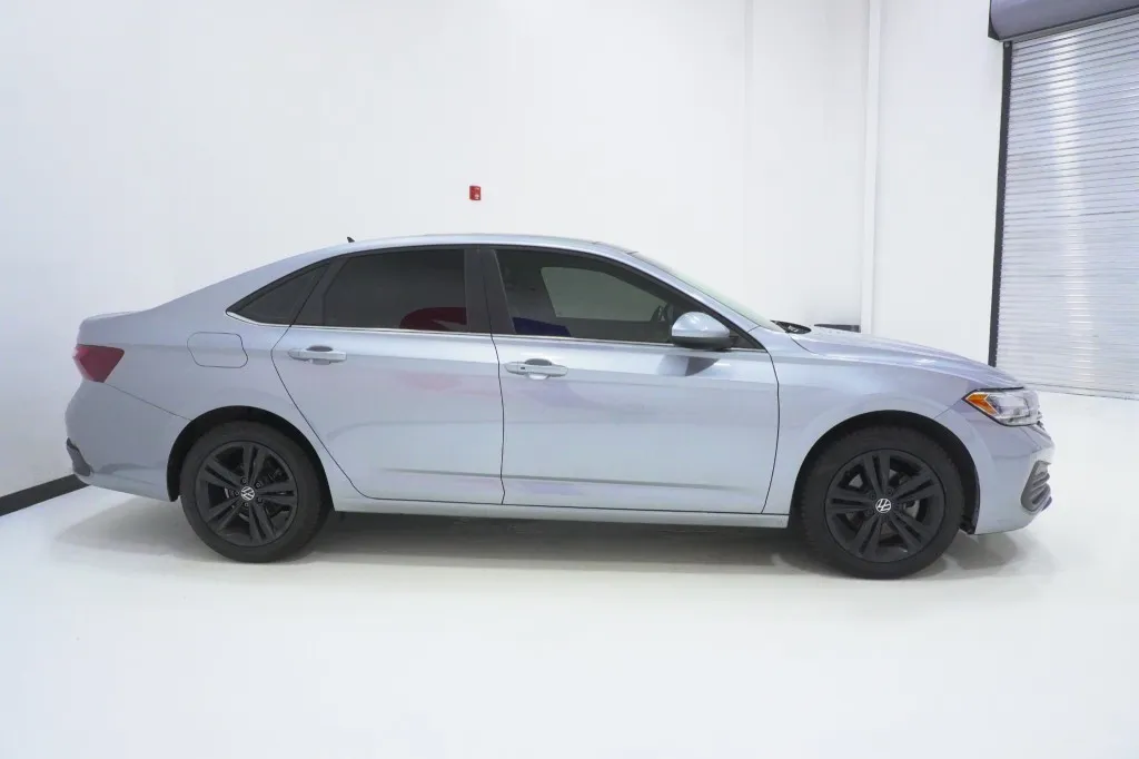 2023 Volkswagen Jetta SE