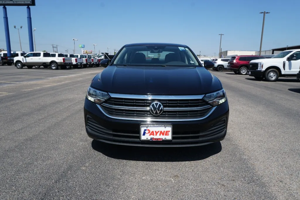 2024 Volkswagen Jetta SE