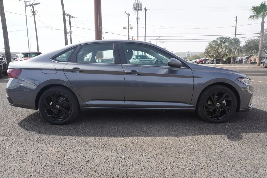 2026 Volkswagen Jetta SE