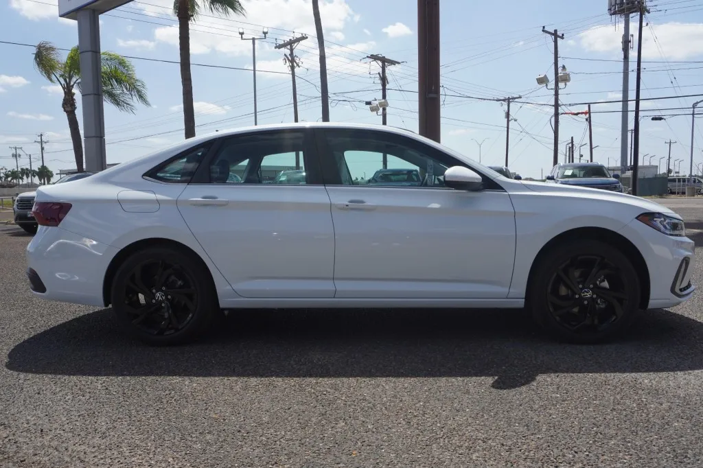 2026 Volkswagen Jetta SE