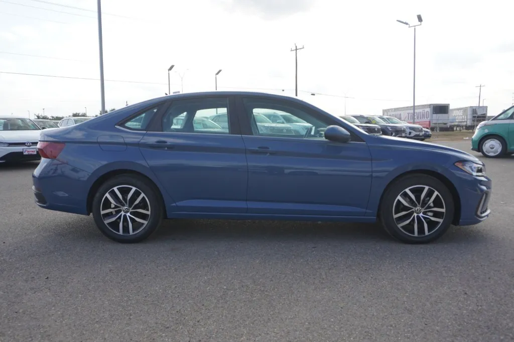 2026 Volkswagen Jetta SE