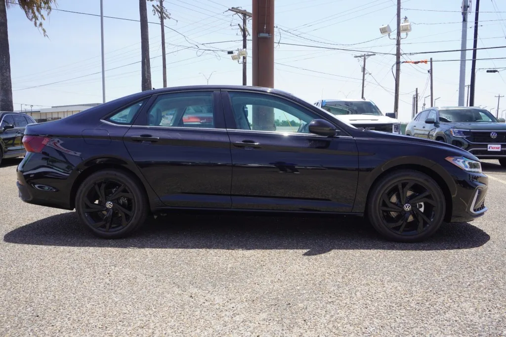 2026 Volkswagen Jetta SE