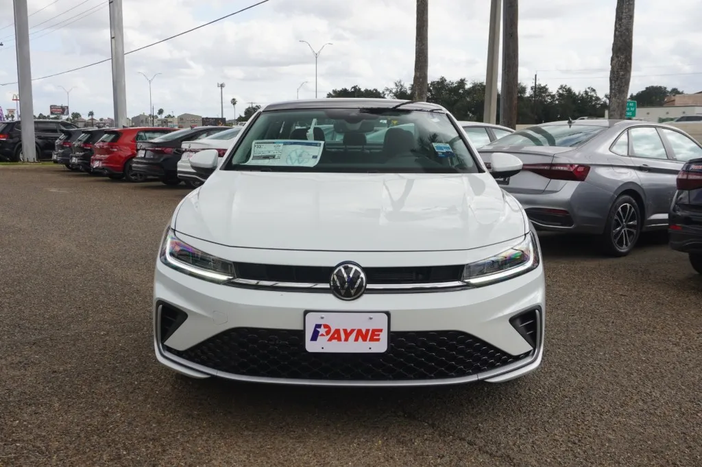 2027 Volkswagen Jetta SE