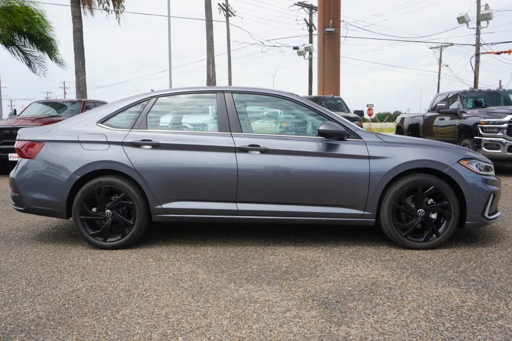 2026 Volkswagen Jetta SE