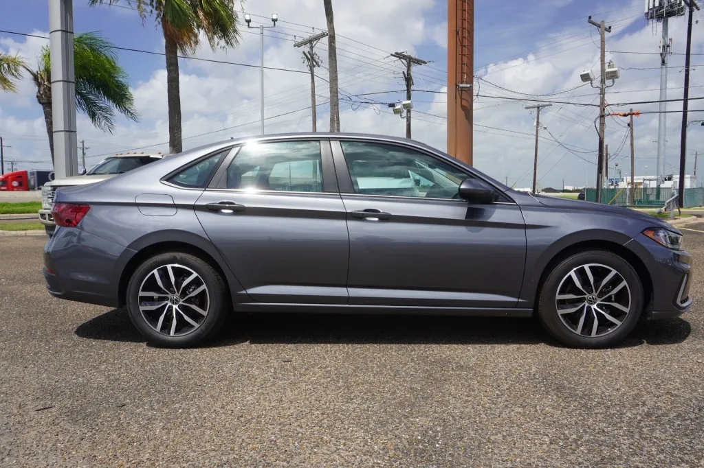 2026 Volkswagen Jetta SE