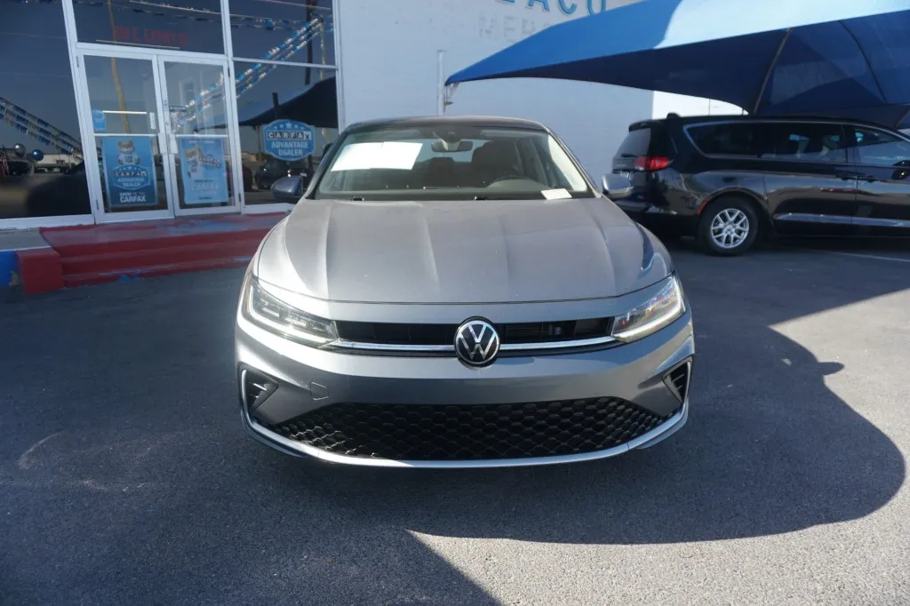 2025 Volkswagen Jetta SE
