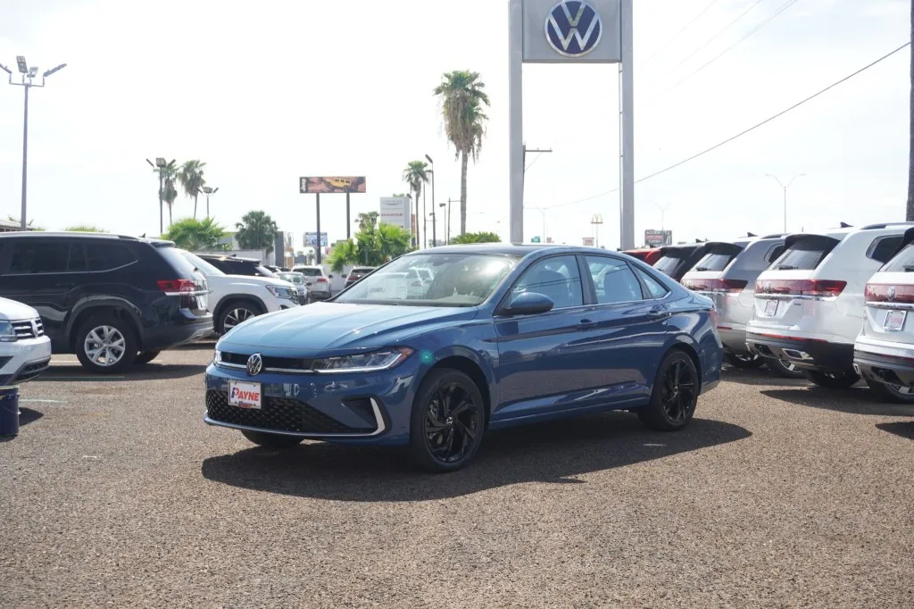2025 Volkswagen Jetta SE
