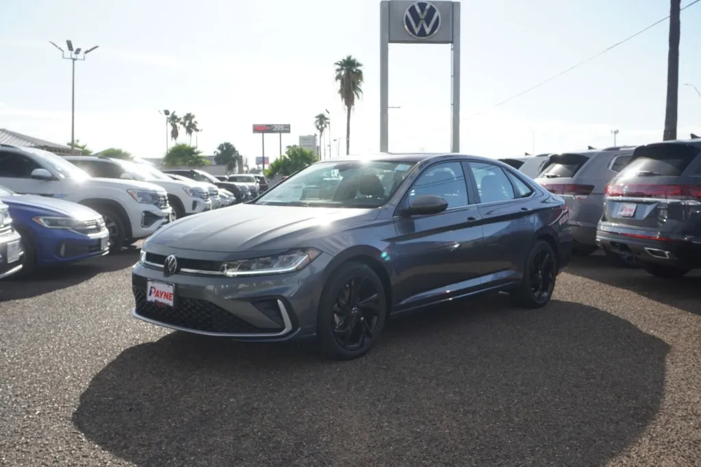 2025 Volkswagen Jetta SE