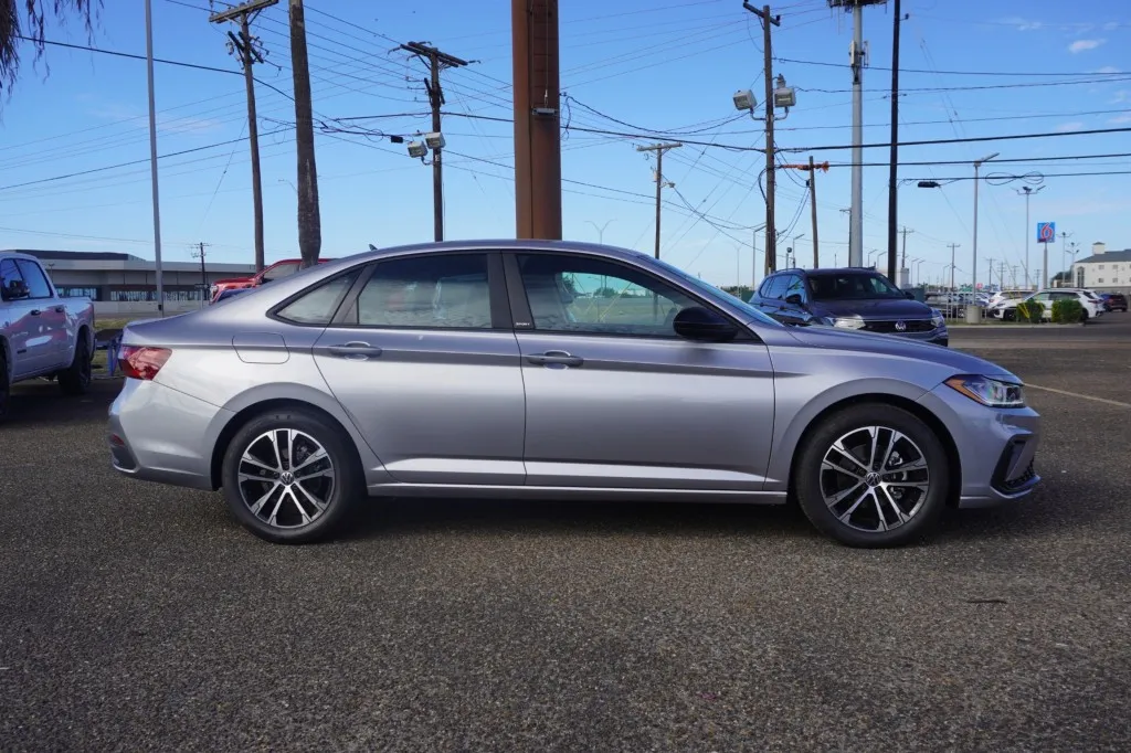 2027 Volkswagen Jetta Sport