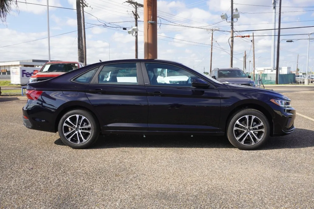 2027 Volkswagen Jetta Sport