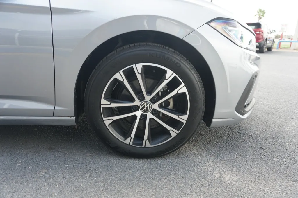 2025 Volkswagen Jetta Sport